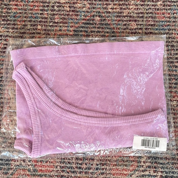 Seamless one shoulder cami in lilac - Picture 6 of 6